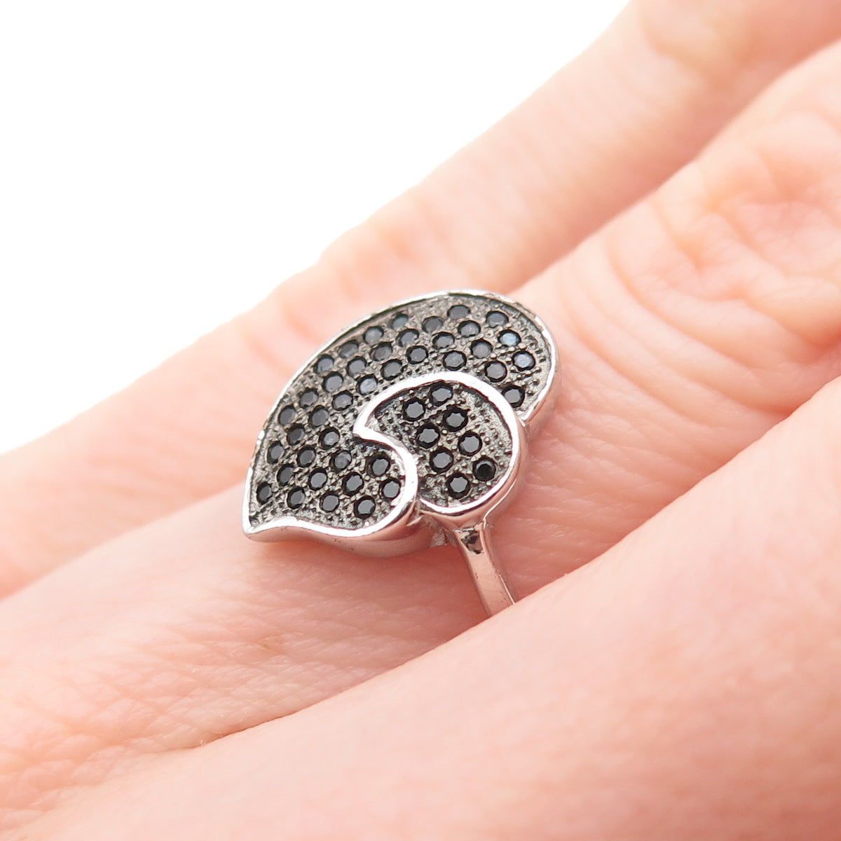 925 Sterling Silver Round-Cut Black C Z Double Heart Ring Size 5.5