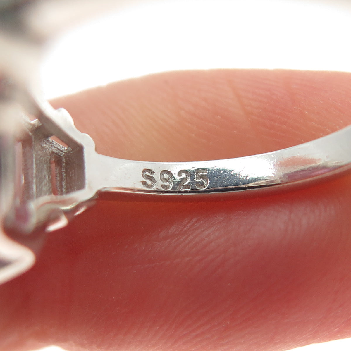 925 Sterling Vintage Emerald & Tapered Baguette-Cut Pink White C Z Ring Size 5.5