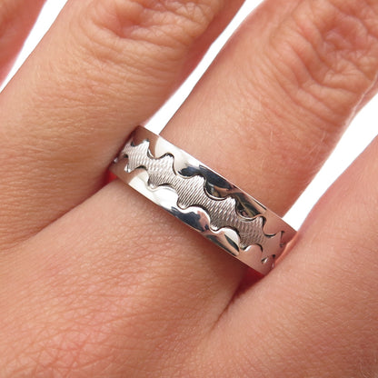 NEOS 925 Sterling Silver Textured Zig-Zag Band Ring Size 8
