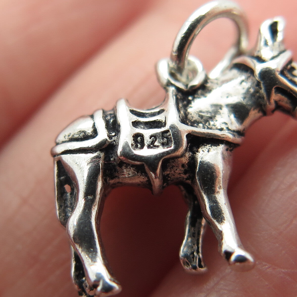 925 Sterling Silver Vintage Ponny Oxidized Minimalist 3D Charm Pendant