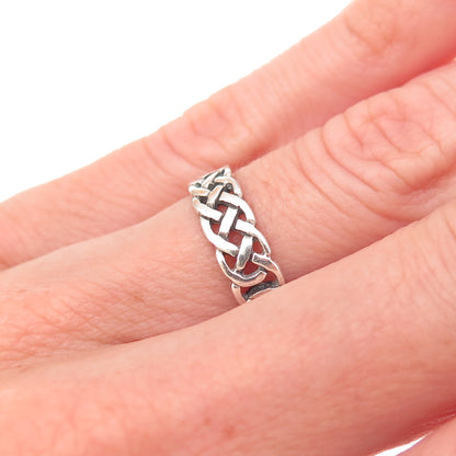 925 Sterling Silver Vintage Celtic Knot Oxidized Band Ring Size 5