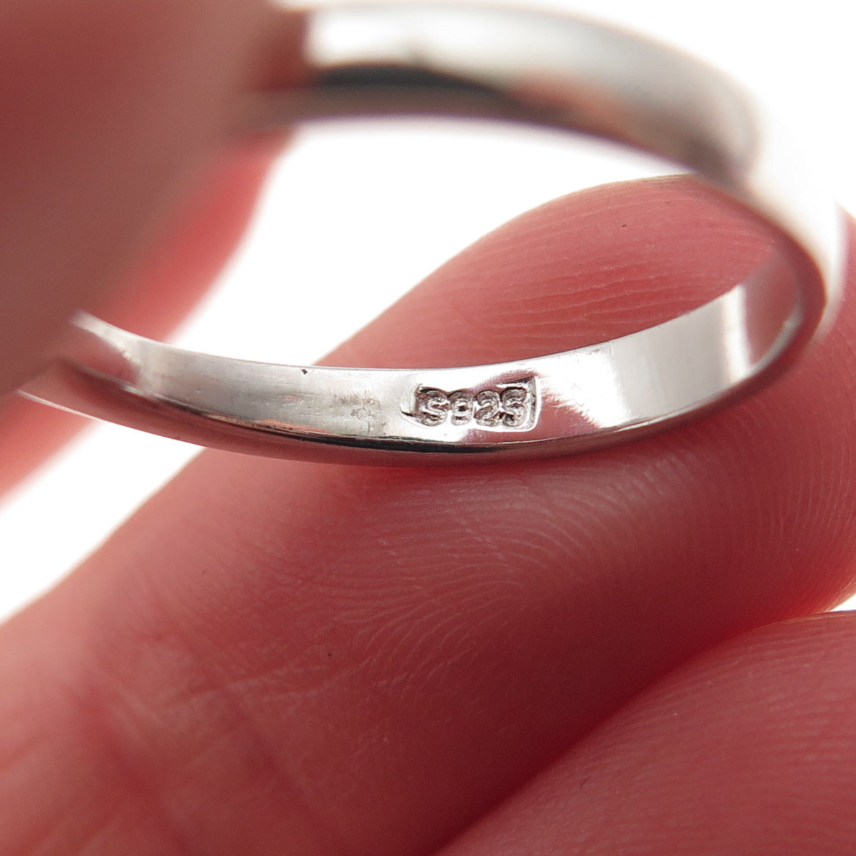 925 Sterling Silver Round-Cut C Z Engagement Ring Size 7.5
