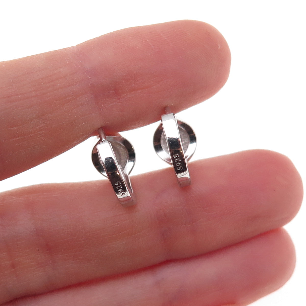 925 Sterling Silver Pink & White C Z Hoop Earrings