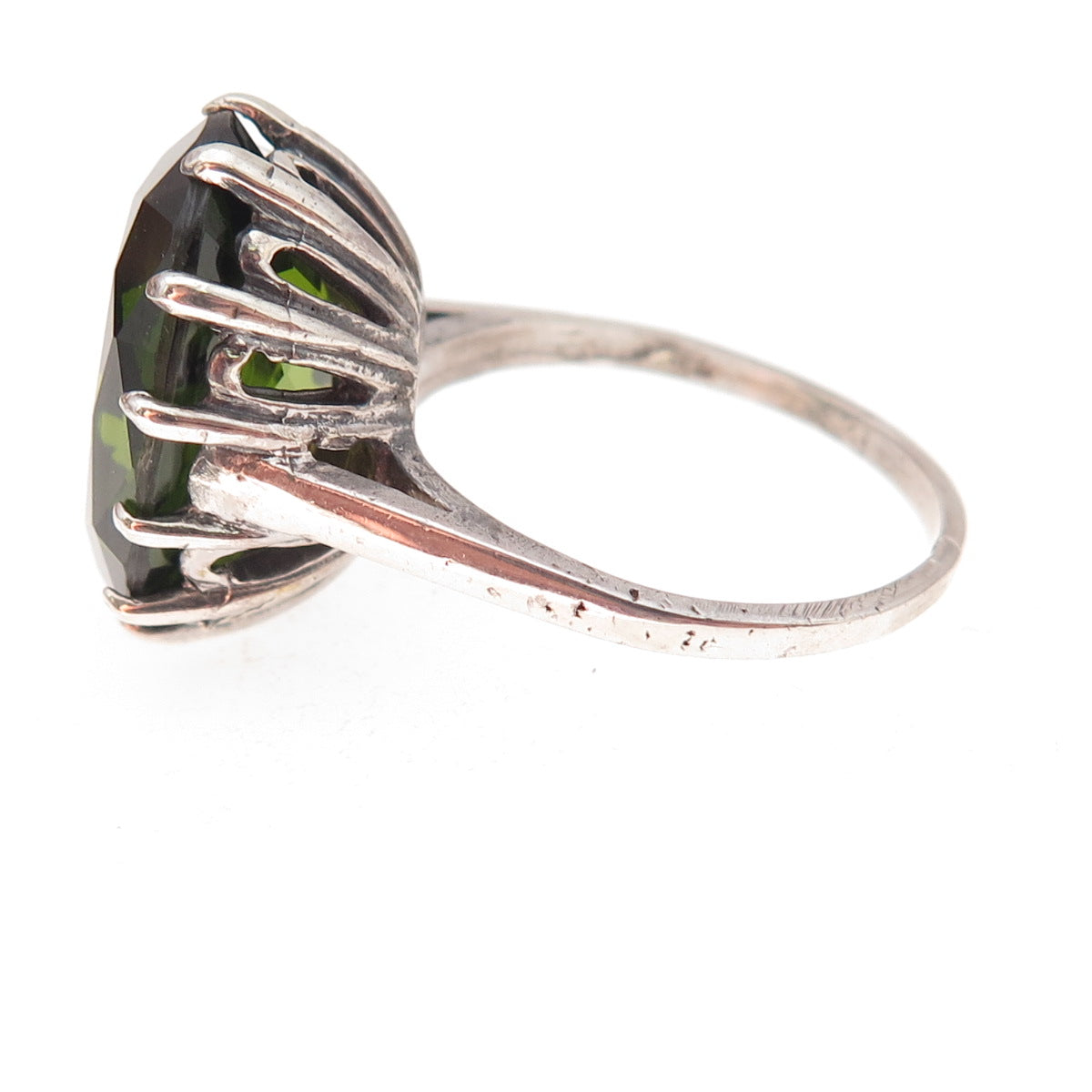 925 Sterling Silver Vintage Real Oval-Cut Peridot Ring Size 7.25