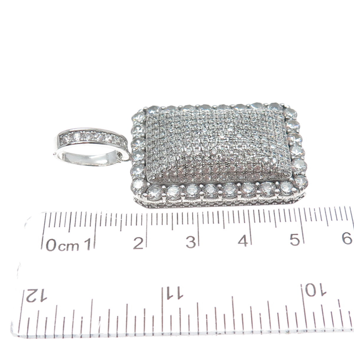 DESIGNS BY YAGI 925 Sterling Silver Round-Cut C Z Sparkle Pendant