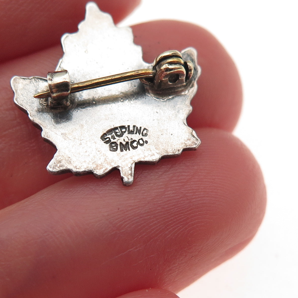 Breadner Co. Sterling Antique Art Deco Enamel Canada Maple Leaf Mini Pin Brooch