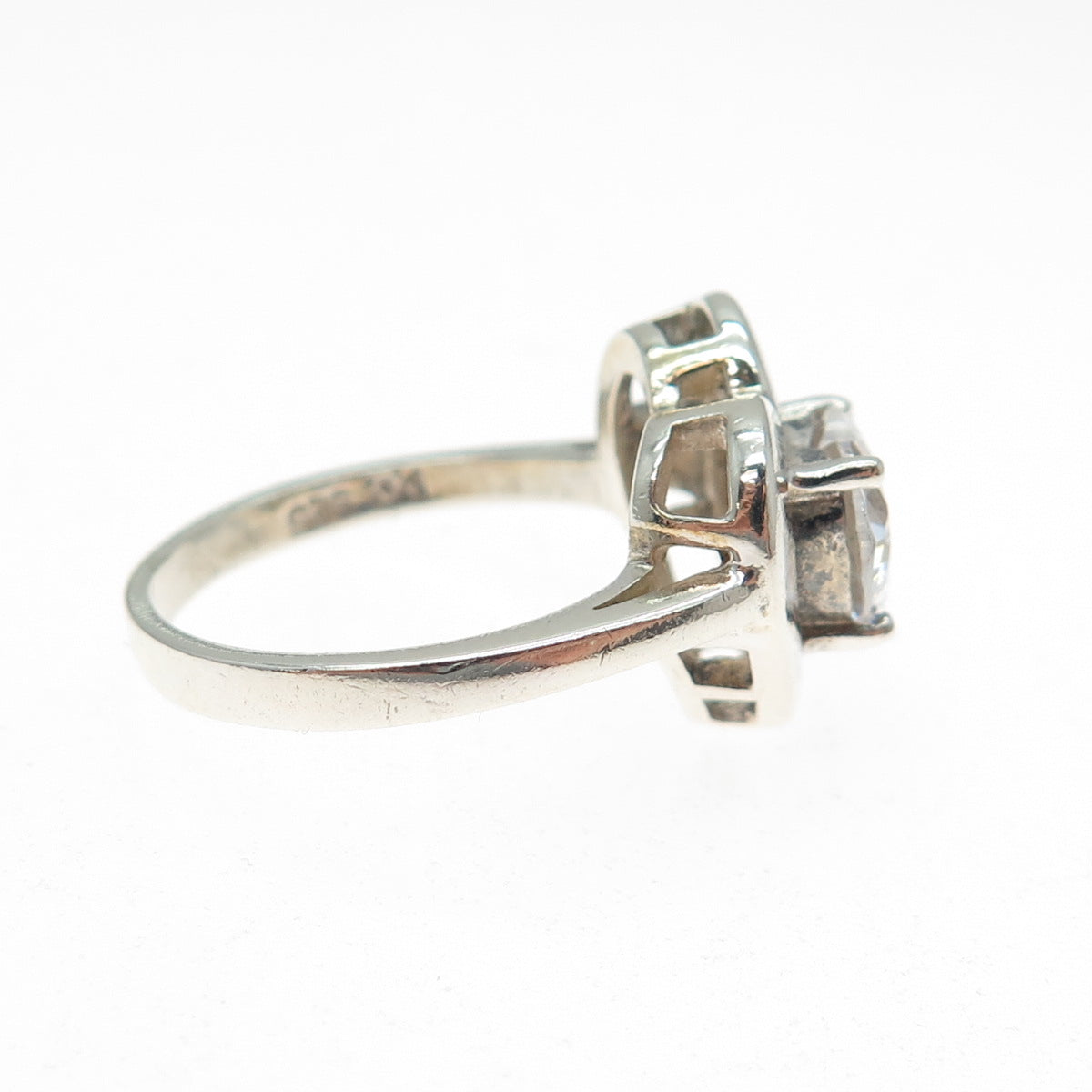 925 Sterling Silver Vintage Heart-Cut C Z Modernist Ring Size 7.25