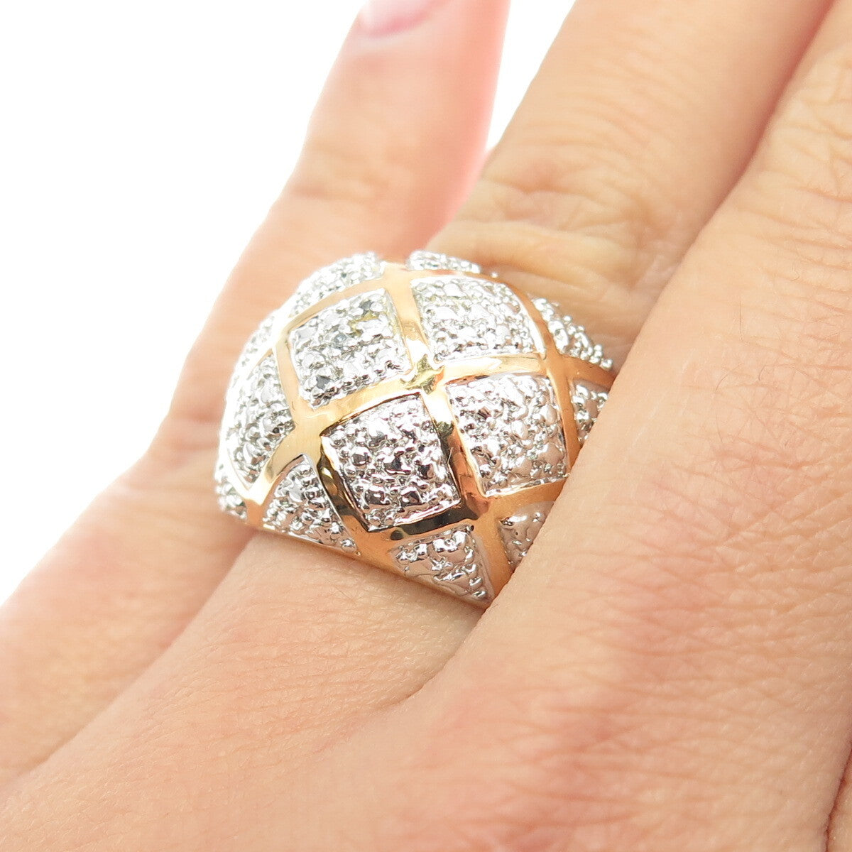 ROSS SIMONS 925 Sterling Silver 2-Tone Real White Diamond Accent Ring Size 6.25