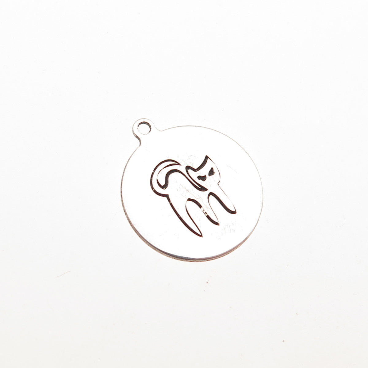 Two in Town 925 Sterling Silver Cat Round Tag Mini Charm Pendant