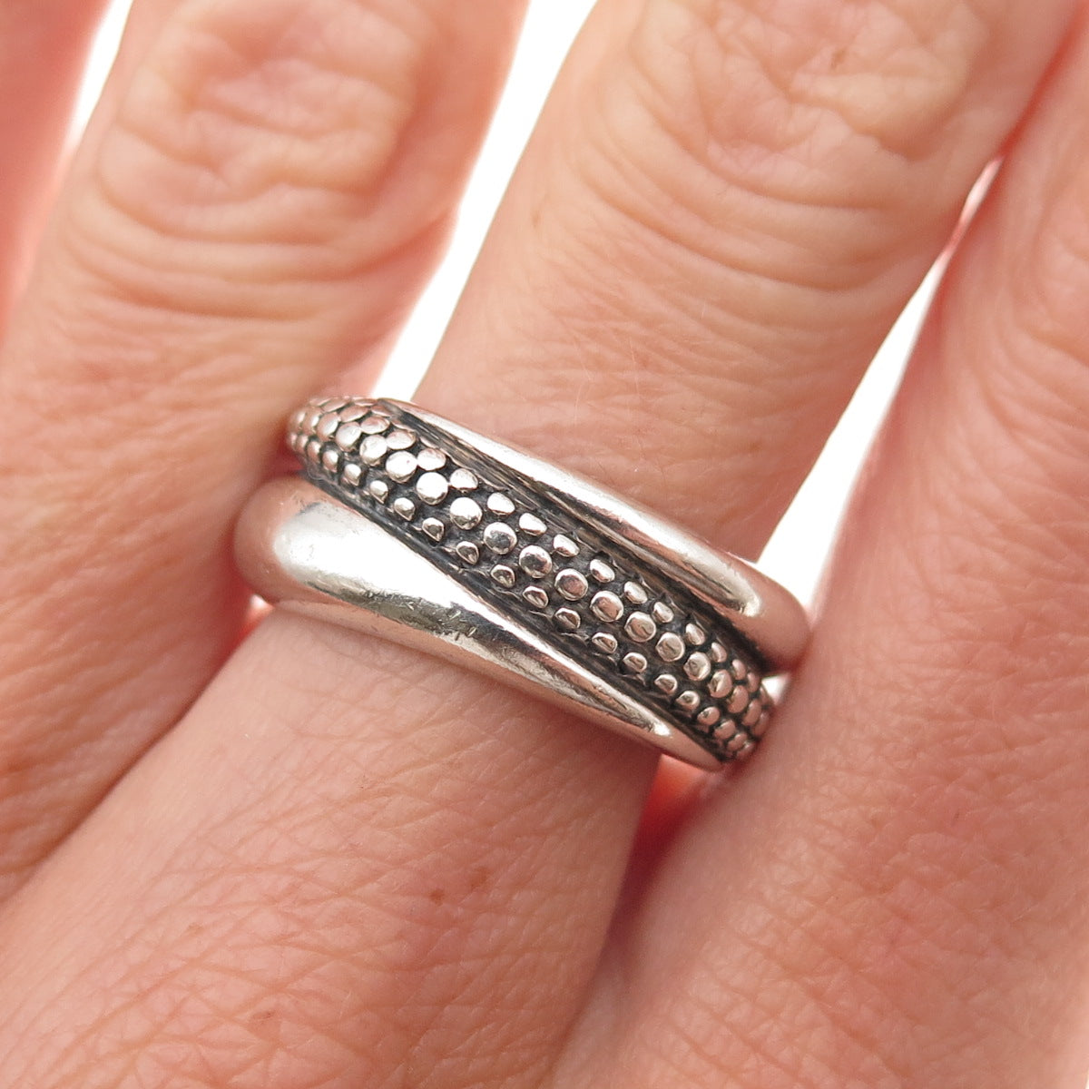 Michael Dawkins 925 Sterling Silver Dotted Crisscross Oxidized Ring Size 7.25