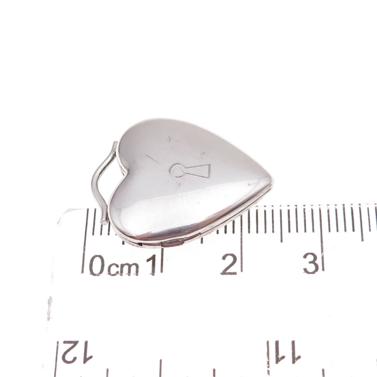 Select Jewelry 925 Sterling Silver Vintage Engraved Heart Locket Charm Pendant