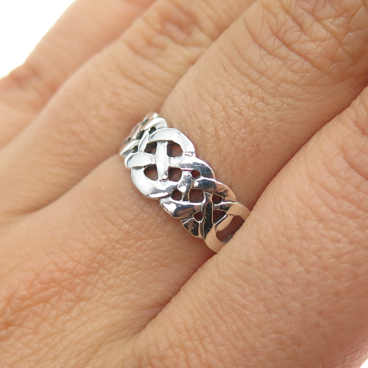 925 Sterling Silver Vintage Celtic Knot Ring Size 7.5