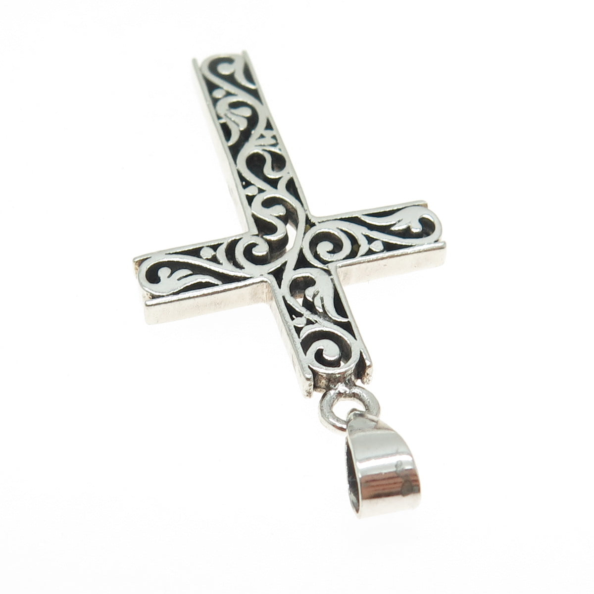 925 Sterling Silver Vintage Ornate Floral Cross Pendant