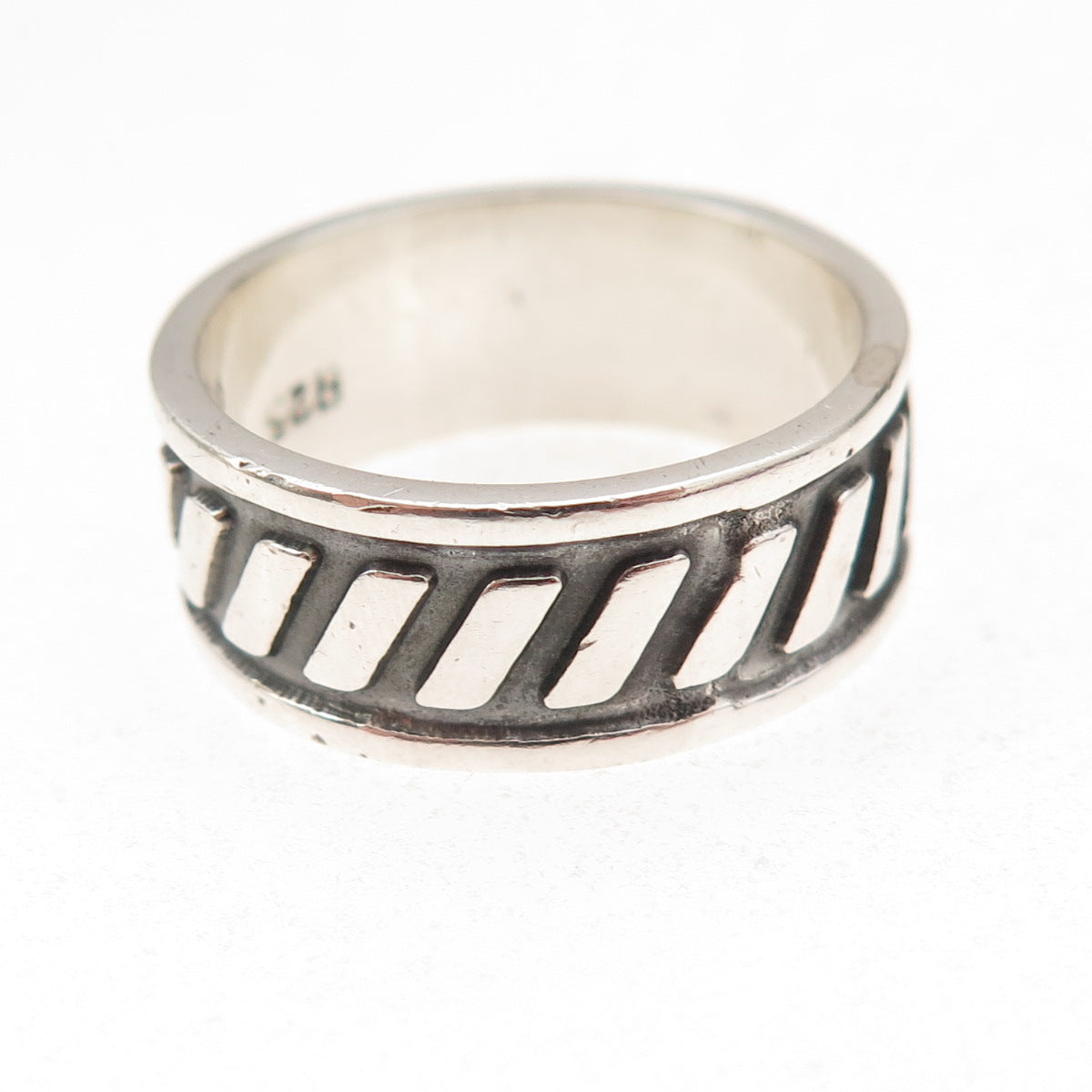 925 Sterling Silver Vintage Ribbed Oxidized Band Ring Size 9.75