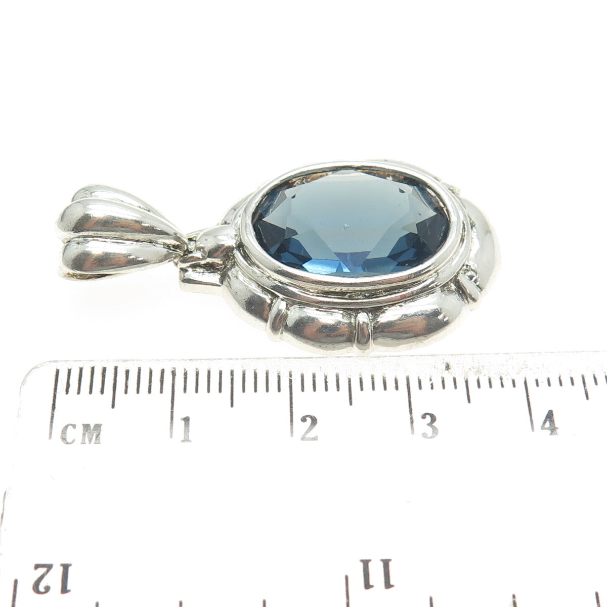 925 Sterling Silver Vintage Blue Oval-Cut Shaped C Z Pendant