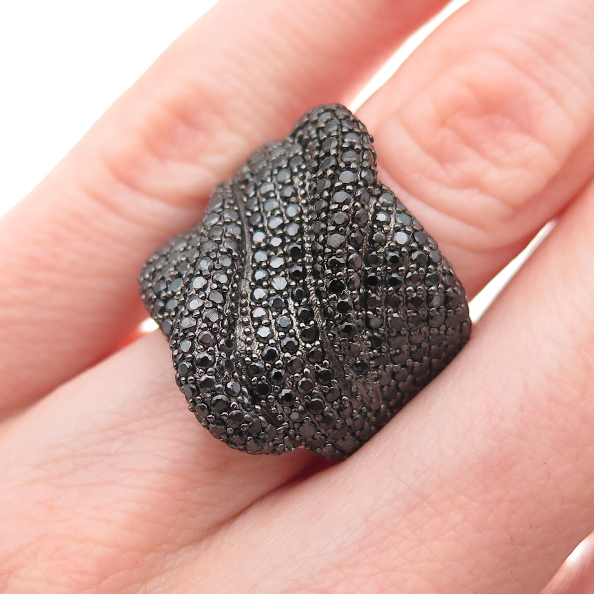 925 Sterling Silver Real Round-Cut Black Spinel Wavy Ring Size 5