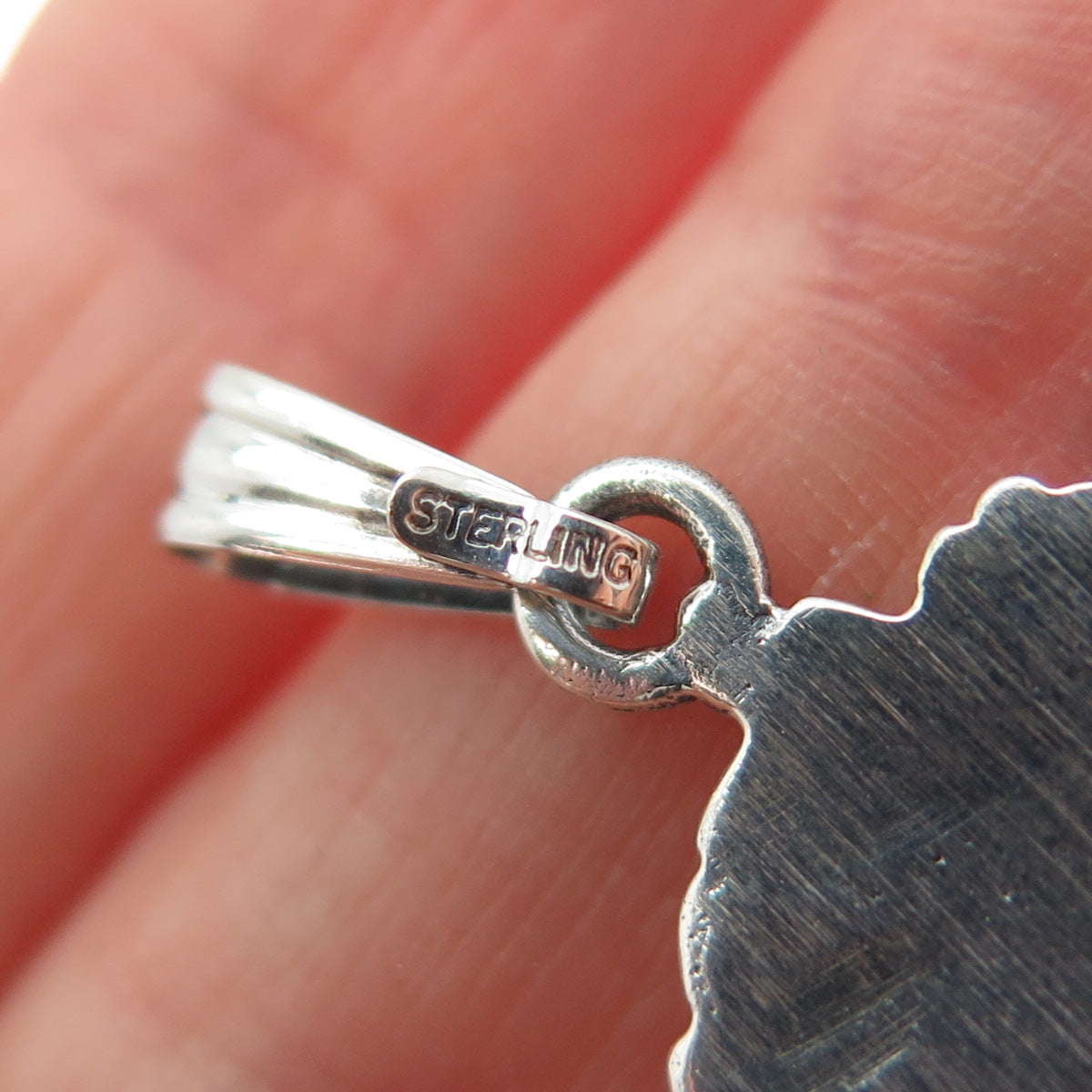 IC James Craig 925 Sterling Silver Vintage Art Deco Style Oxidized Charm Pendant