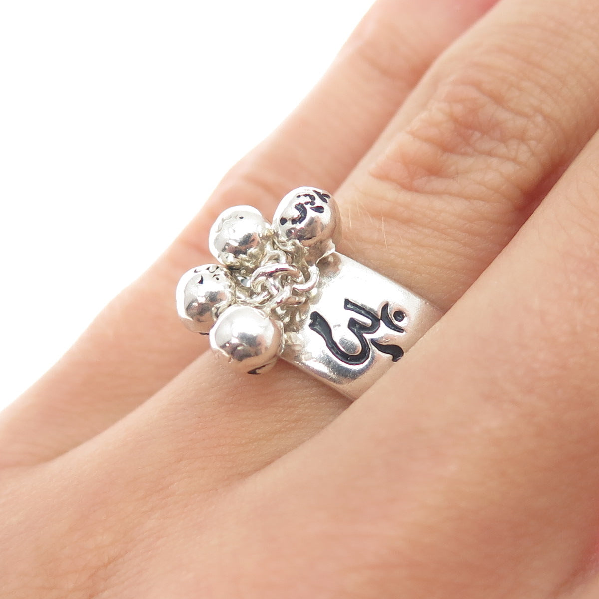 925 Sterling Silver Vintage Om Mantra Dangle Ball Beads Ring Size 6