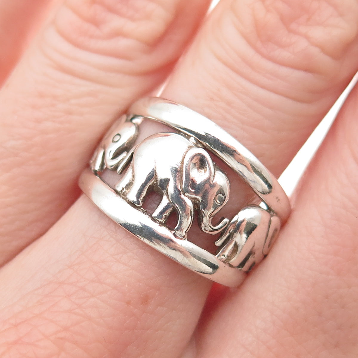 925 Sterling Silver Vintage Elephant Family Oxidized Ring Size 9.75