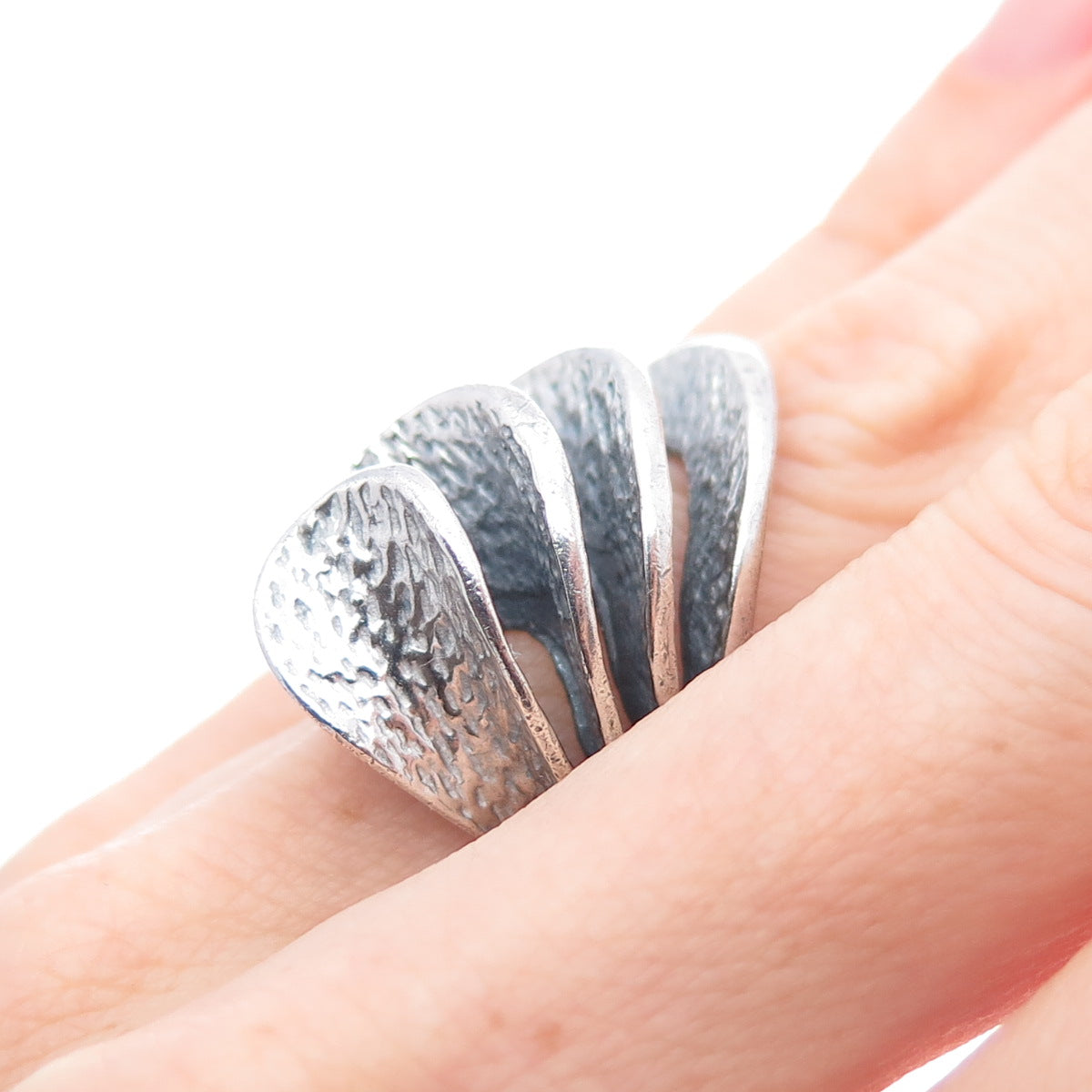 925 Sterling Silver Vintage Modernist Oxidized Ring Size 4.75