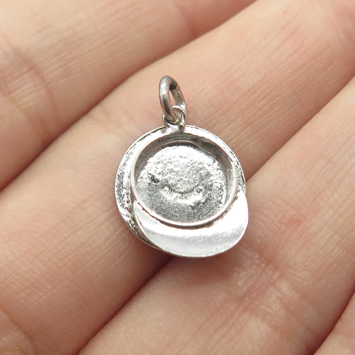 925 Sterling Silver Vintage Cap 3D Charm Pendant