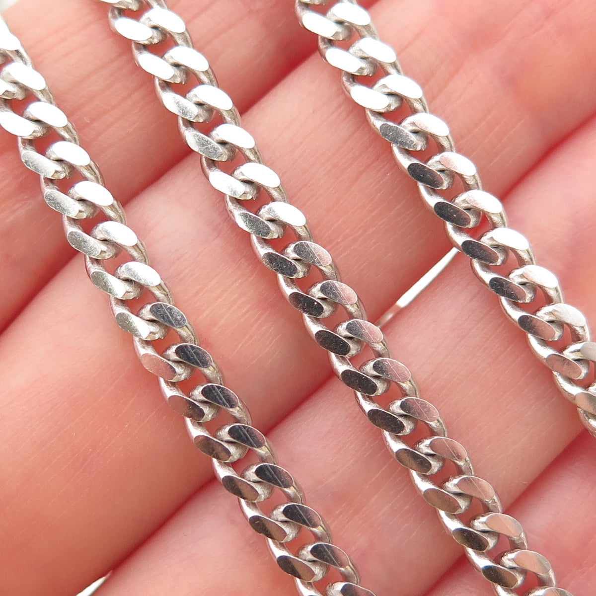 925 Sterling Silver Cuban Chain Necklace 22"