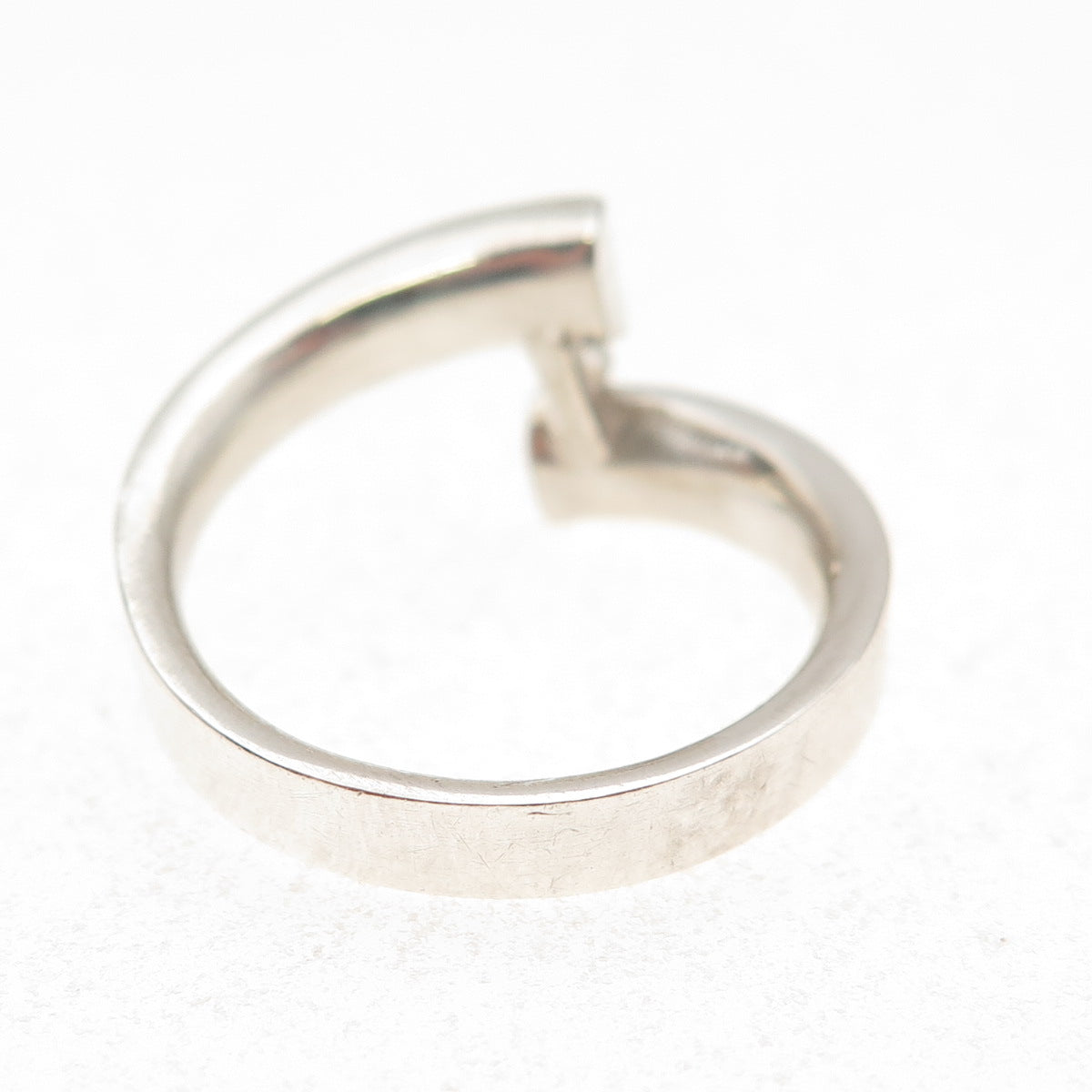 J's Jewelry 925 Sterling Silver Real Round-Cut Diamond Bypass Ring Size 7