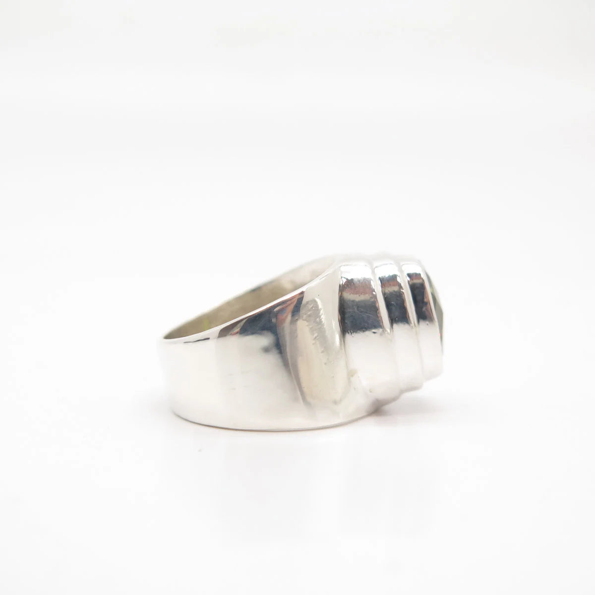 925 Sterling Silver Vintage Peridot-Tone C Z Wide Domed Ring Size 6 3/4
