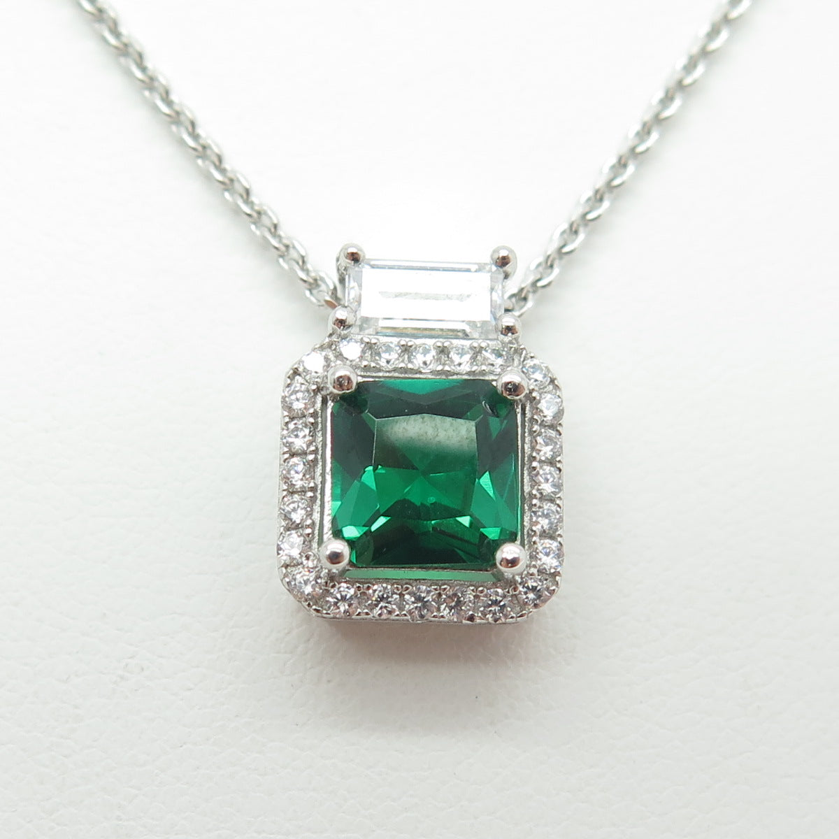 925 Sterling Silver Multi-Cut Green & White C Z Cable Chain Necklace 18"