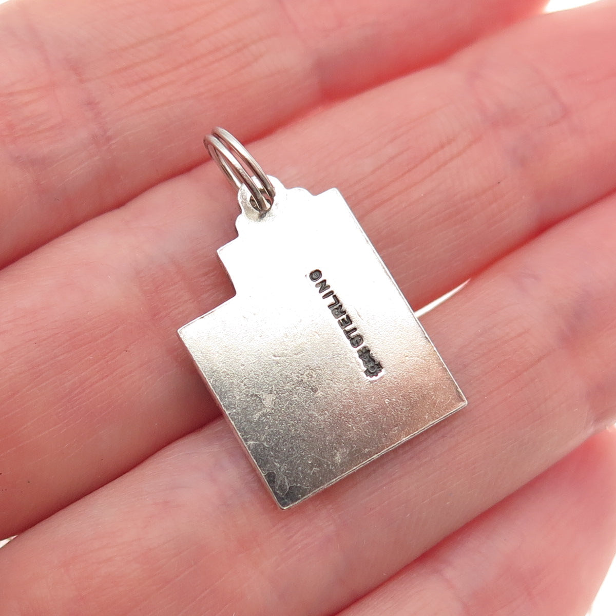 Maisels Indian Trading Sterling Silver Vintage Utah State Map Mini Charm Pendant
