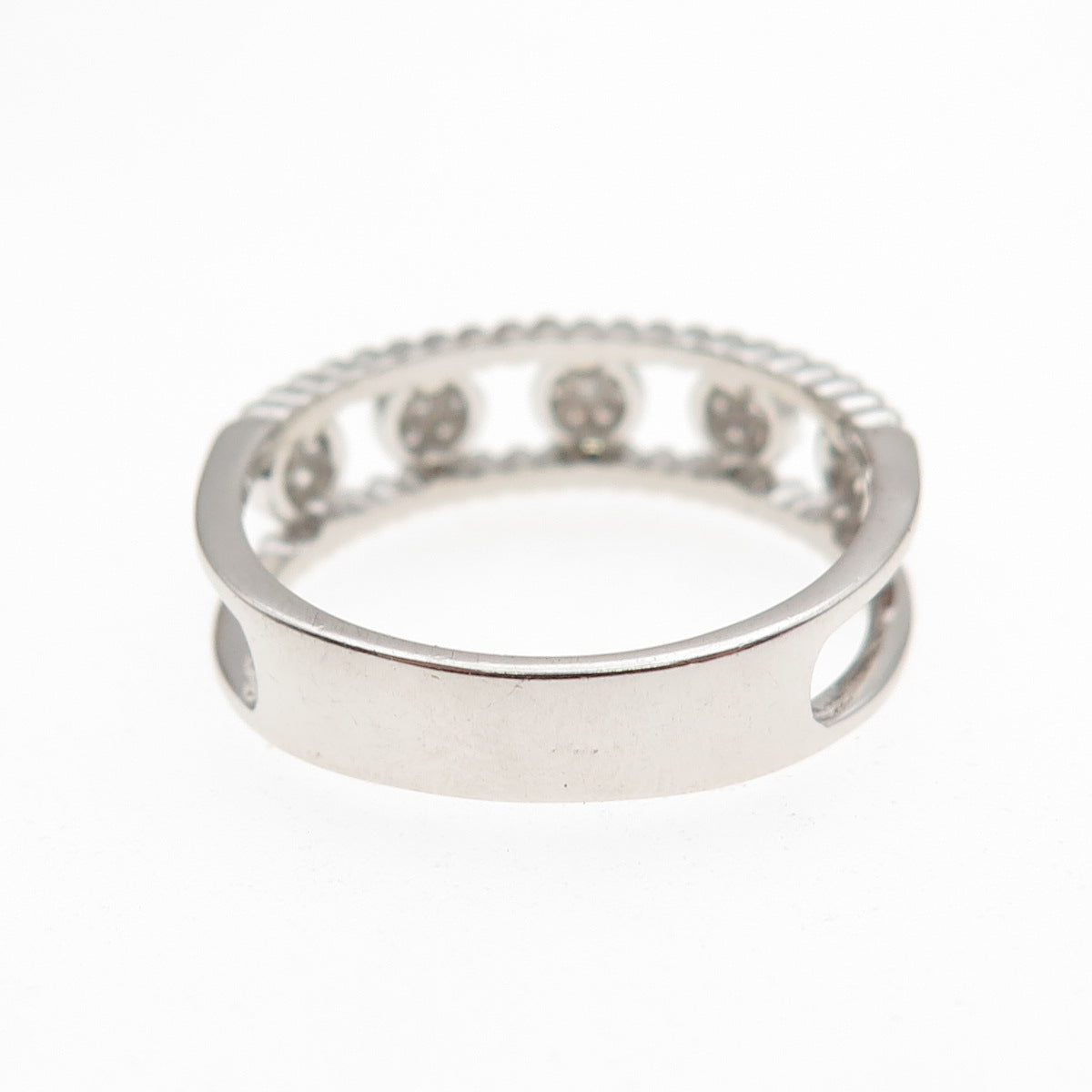 925 Sterling Silver Round-Cut C Z Band Ring Size 8.25