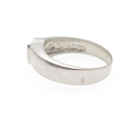 925 Sterling Silver Round-Cut C Z Engagement Ring Size 6.75