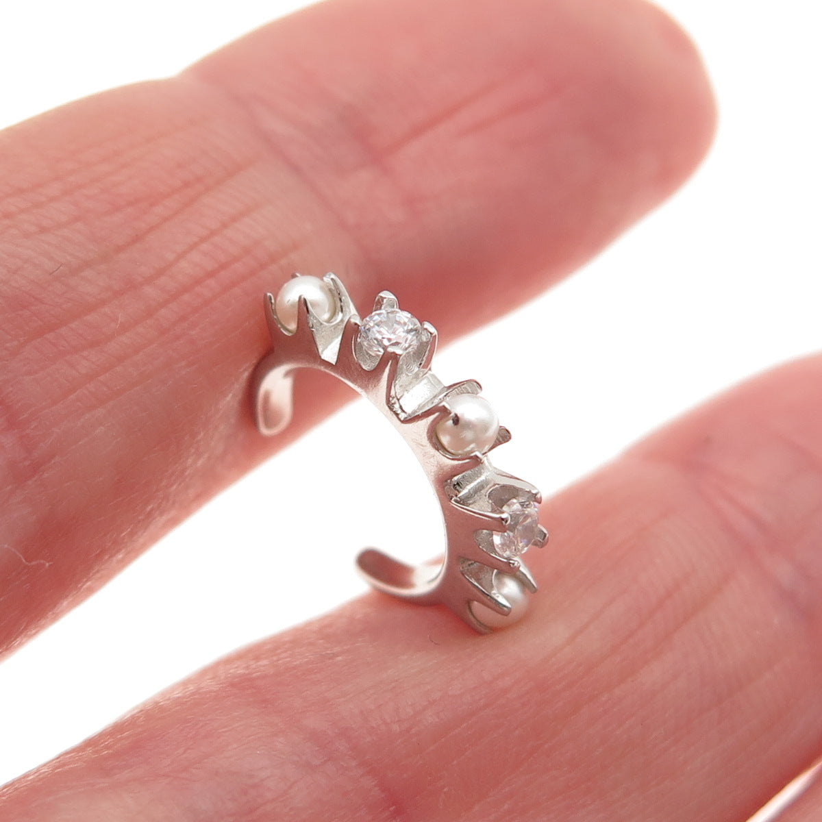 925 Sterling Silver Real Pearl & Round-Cut C Z SINGLE Cuff Earring