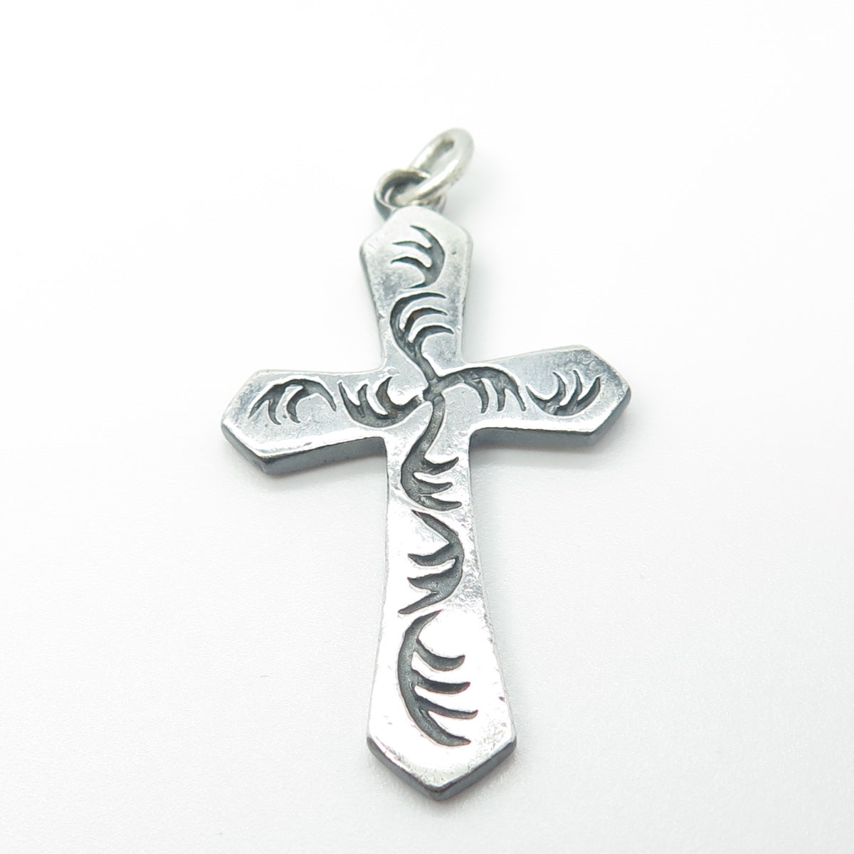 925 Sterling Silver Vintage Ornate Cross Oxidized Pendant