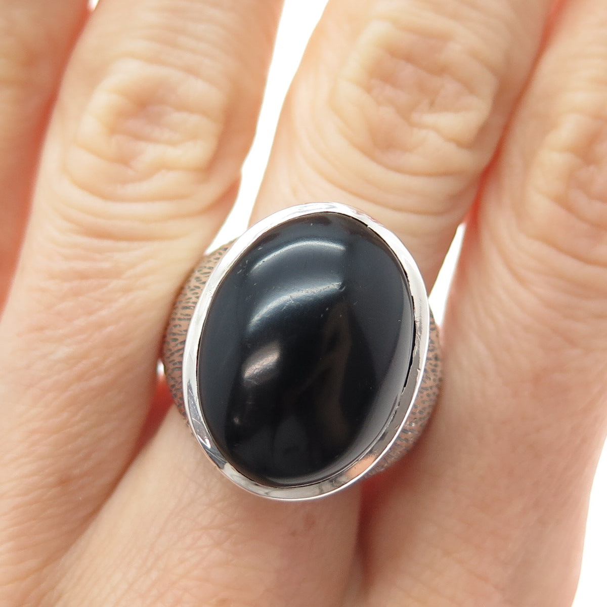 GEM CRAFT Sterling Silver Vintage Black Onyx Modernist Oxidized Ring Size 9.75