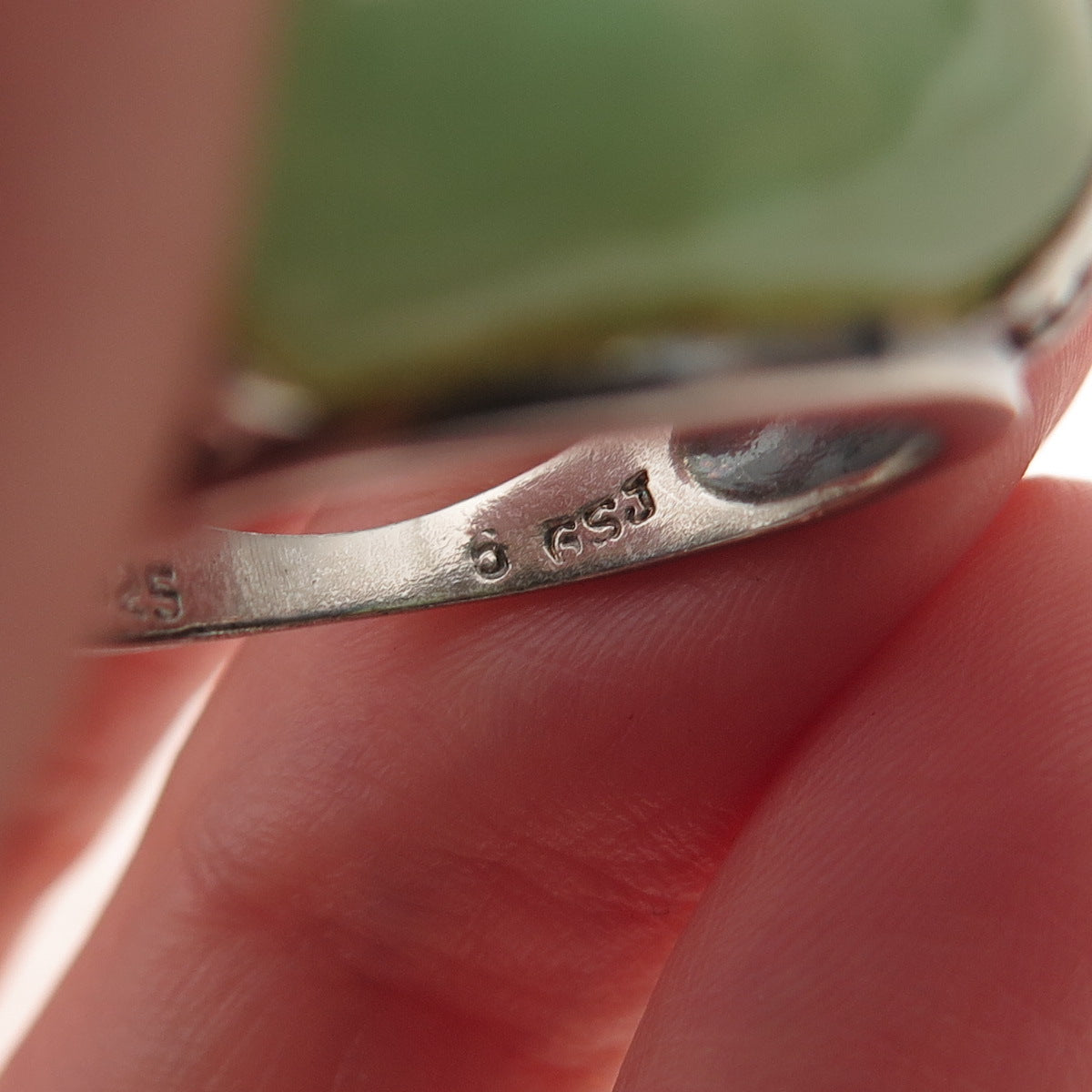 Gold Stone 925 Sterling Silver Vintage Real Jade Oxidized Ring Size 6.25