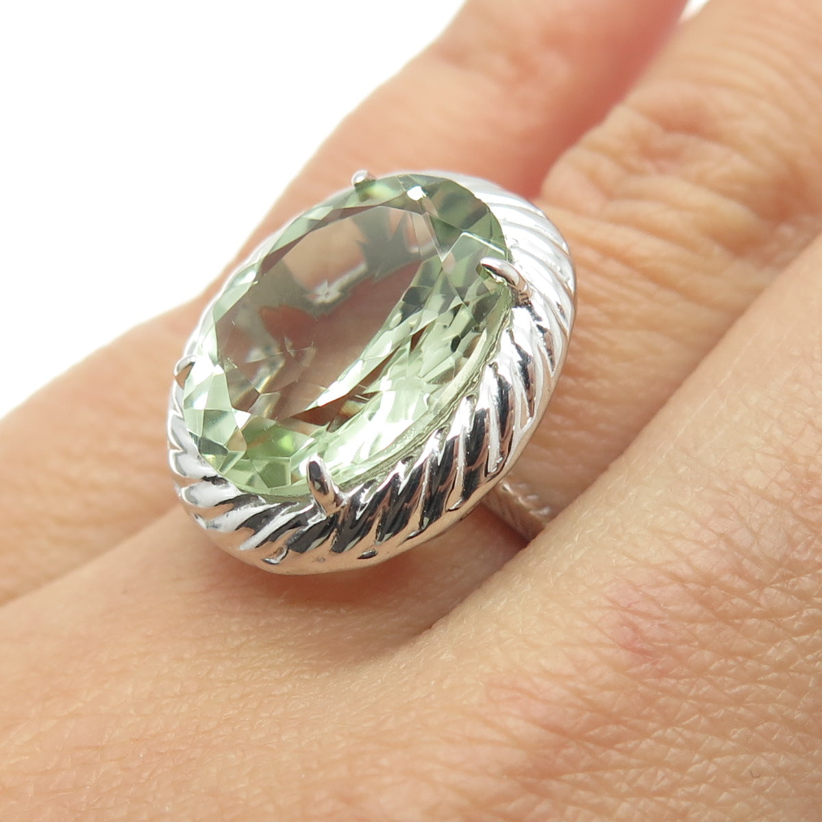 925 Sterling Silver Oval-Cut Green Amethyst Gemstone Twisted Ring Size 6.75