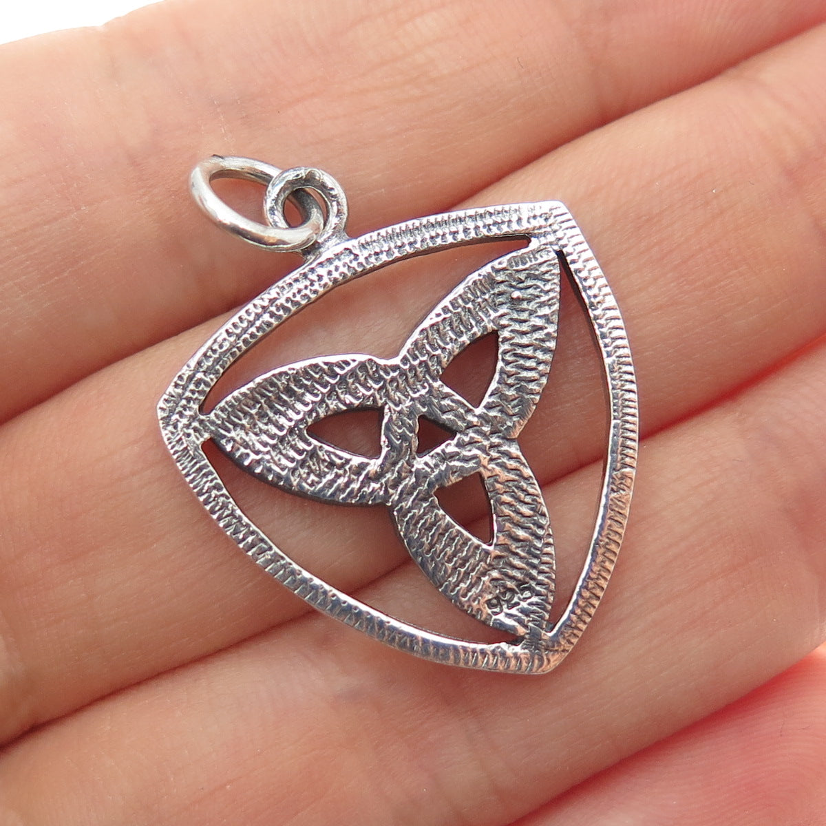 925 Sterling Silver Vintage Celtic Trinity Oxidized Charm Pendant