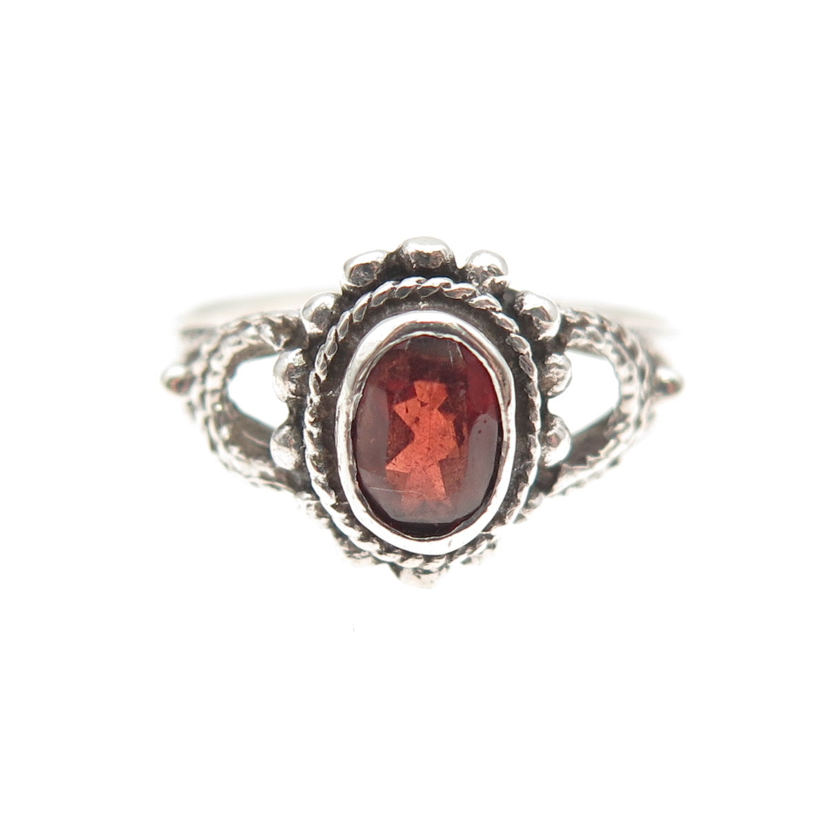 925 Sterling Silver Vintage Real Oval-Cut Red Garnet Oxidized Ring Size 6