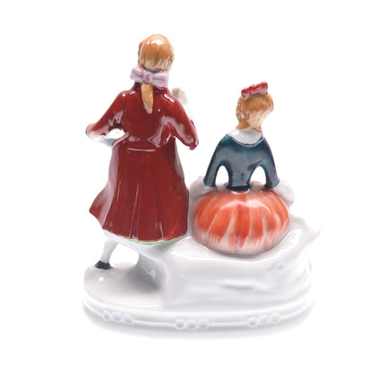 Antique 1945-1952 Made in Occupied Japan Couple Hand-Painted Porcelain Figurine