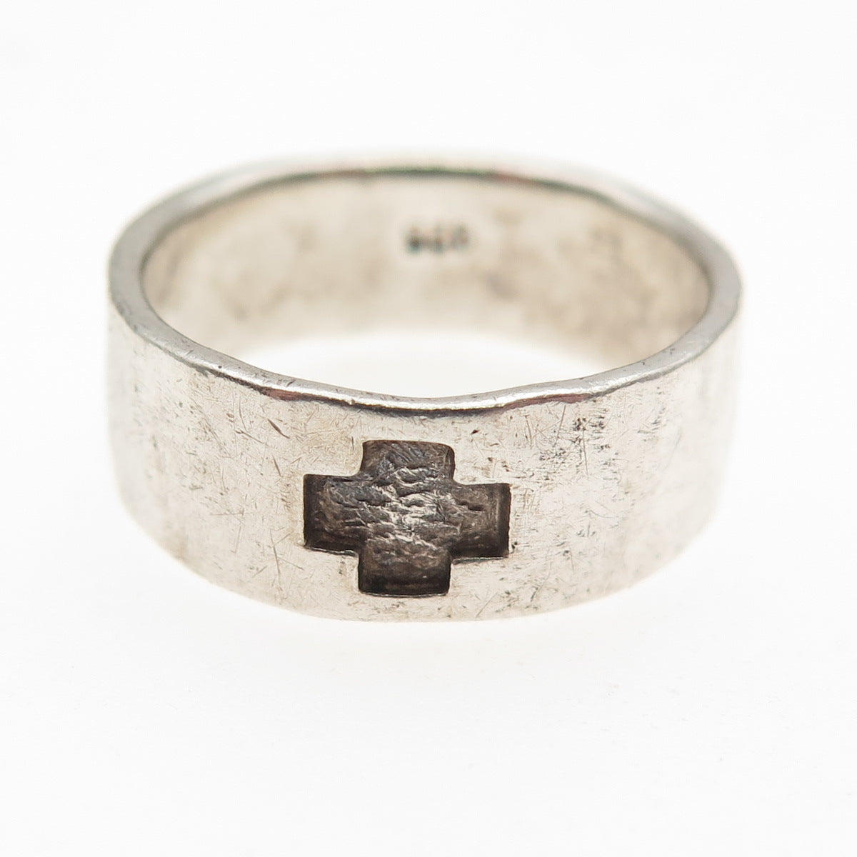 925 Sterling Silver Vintage Cross Hammered Oxidized Band Ring Size 6.5