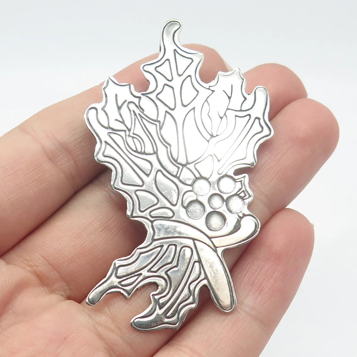 925 Sterling Silver Vintage Etched Floral Pin Brooch / Pendant