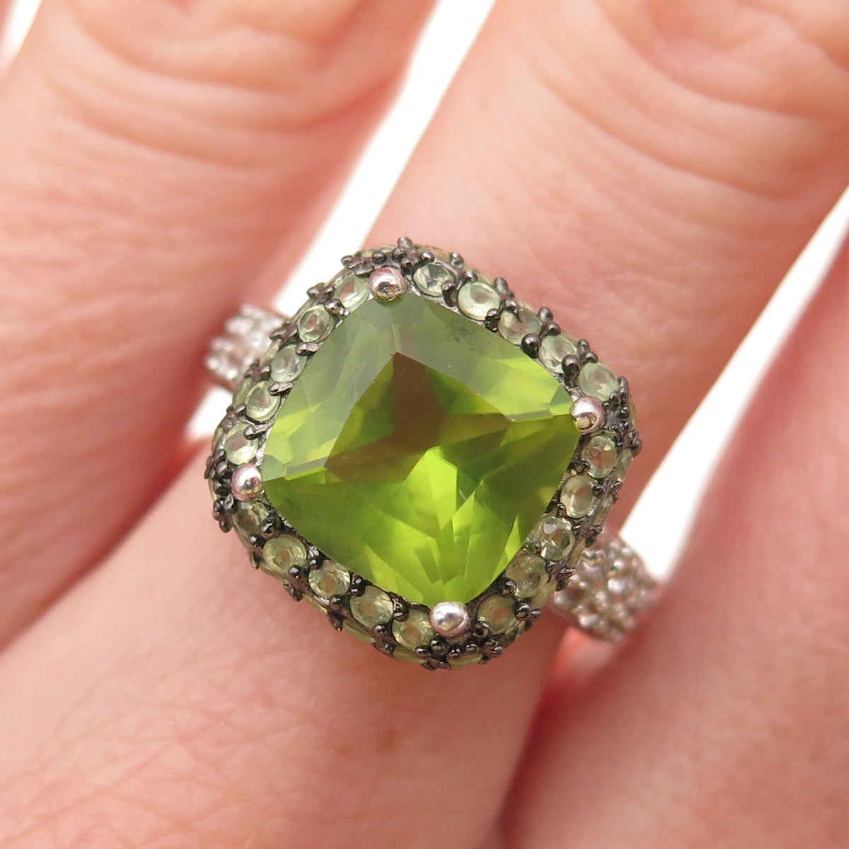 925 Sterling Silver Real Cushion & Round-Cut Peridot White Topaz Ring Size 7.25