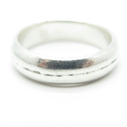 925 Sterling Silver Vintage Lined Wedding Band Ring Size 8.25