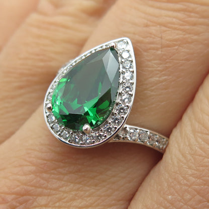 925 Sterling Silver Green Pear-Cut & White Round-Cut Shaped C Z Ring Size 8