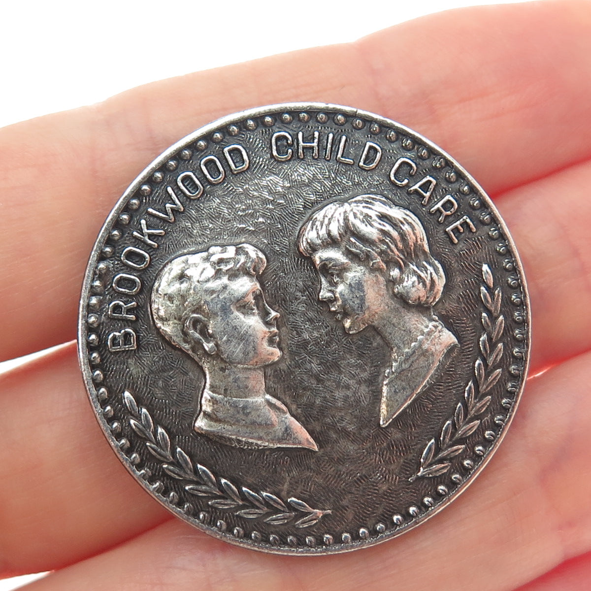 925 Sterling Silver Antique Brookwood Child Care Oxidized Medal Pin Brooch