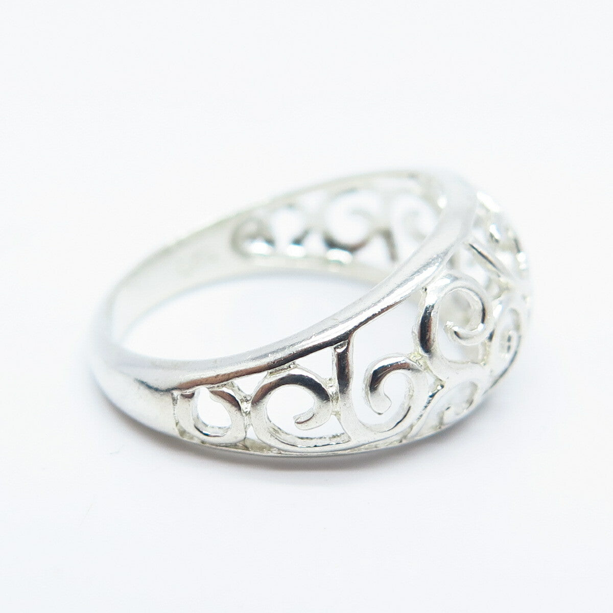 925 Sterling Silver Swirl Ornate Ring Size 8.25