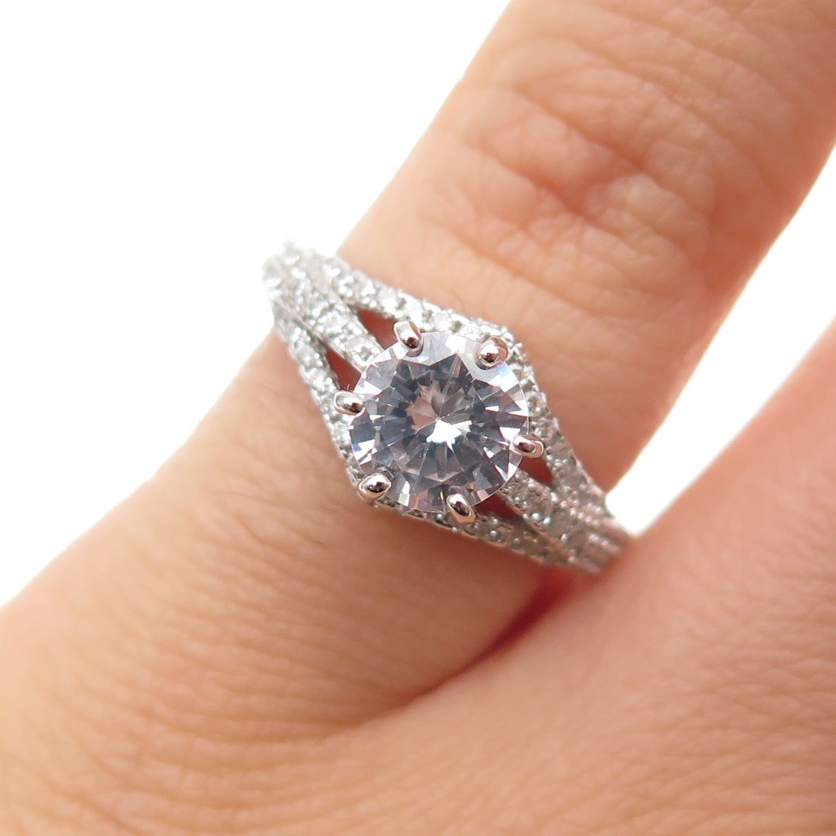 925 Sterling Silver Round-Cut C Z Engagement Ring Size 5.25