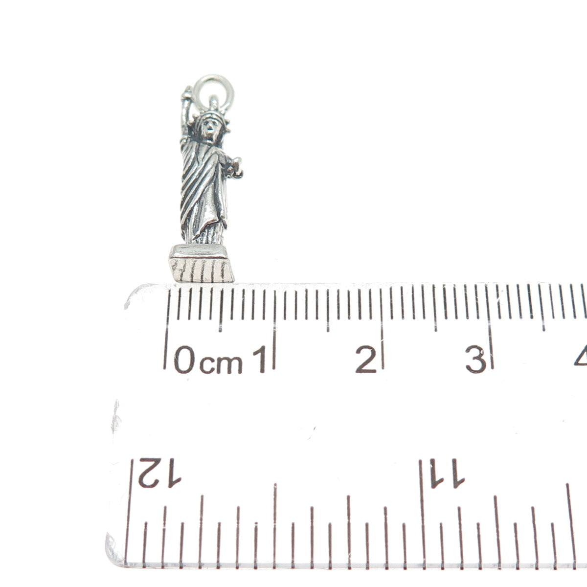 MAISELS INDIAN TRADING Sterling Vintage Statue of Liberty Oxidized Charm Pendant