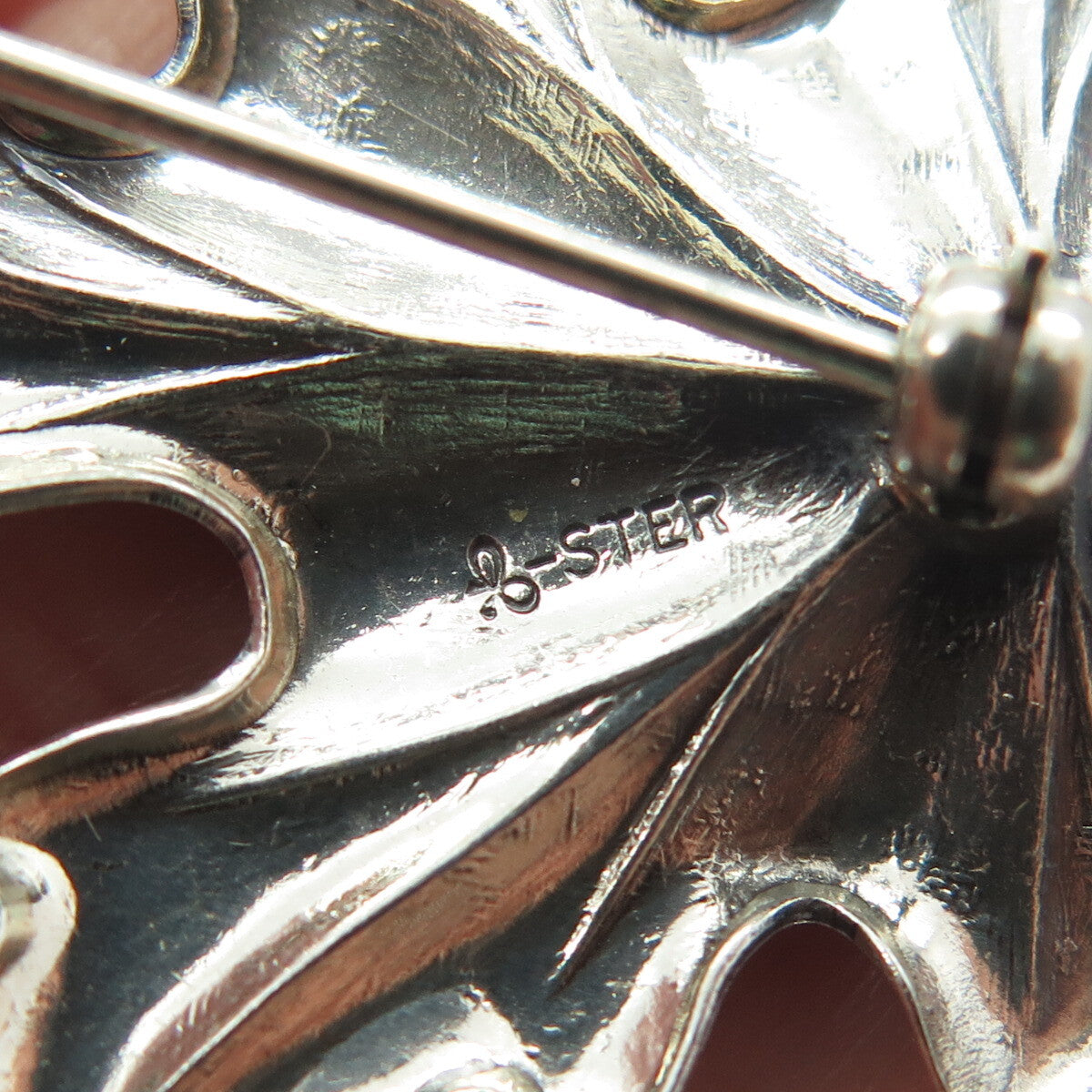 925 Sterling Silver Antique Art Deco Maple Leaf Textured Pin Brooch